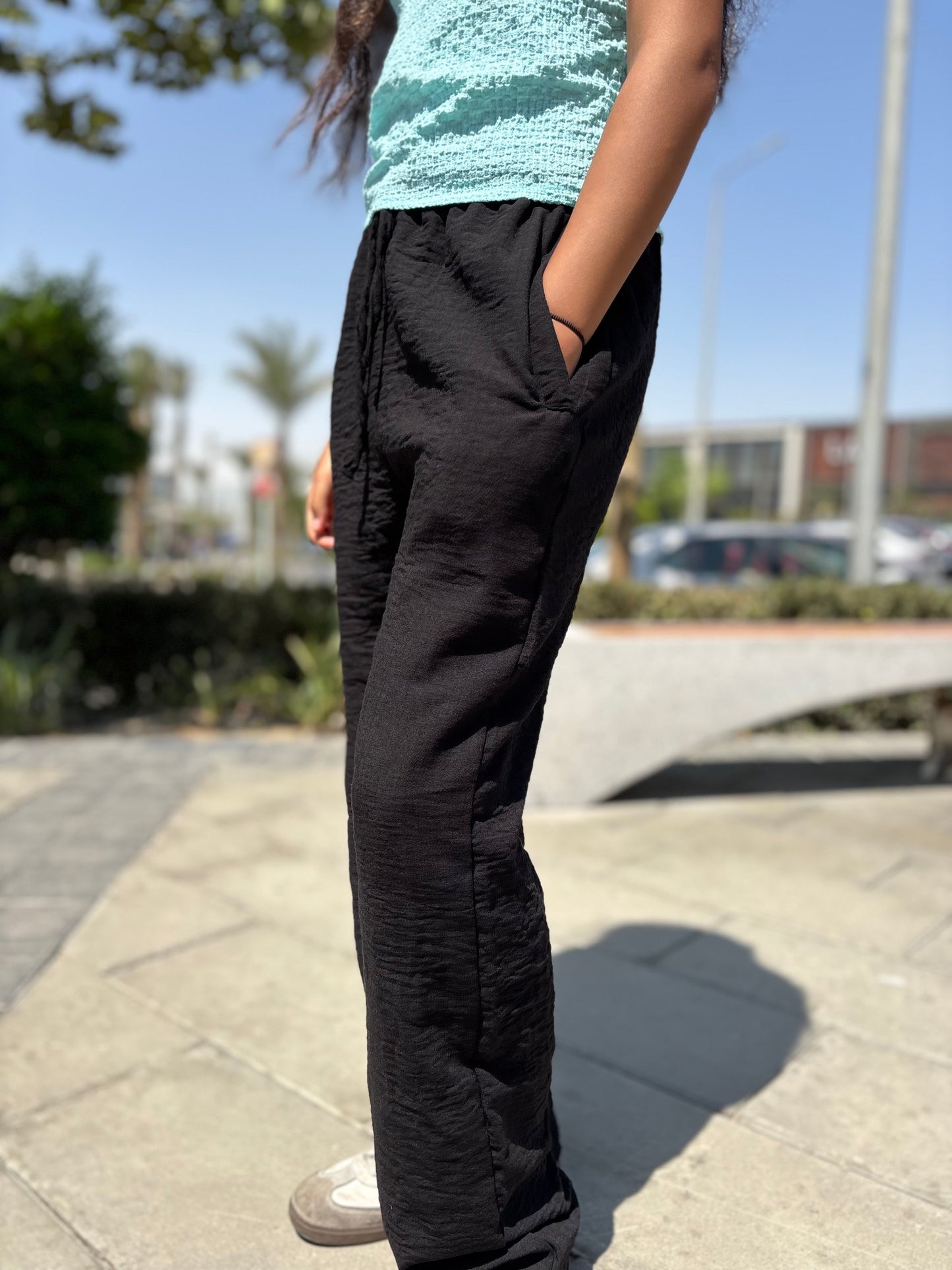 KZN’s Linen Pants